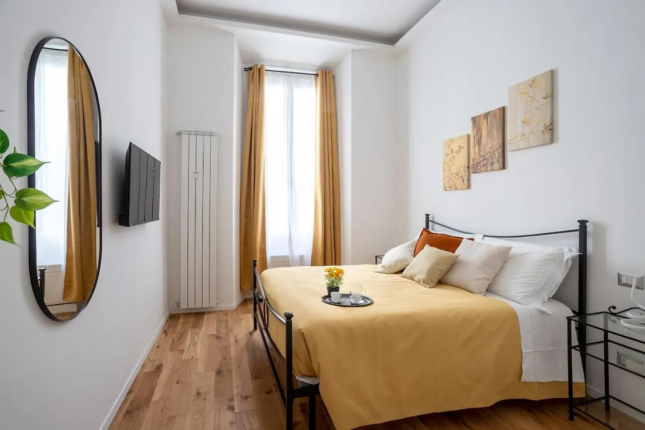 Milano City Apartments - Duomo Brera - Elegant Suite In Design District